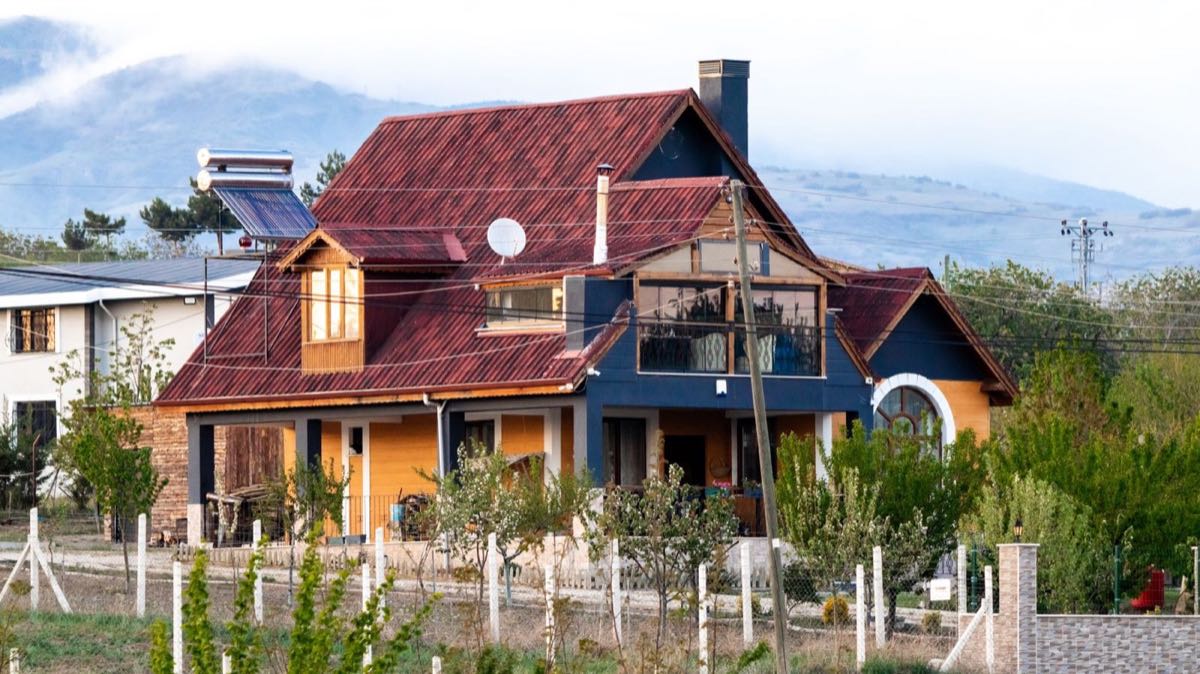 Completed roof with Utah mountain backdrop